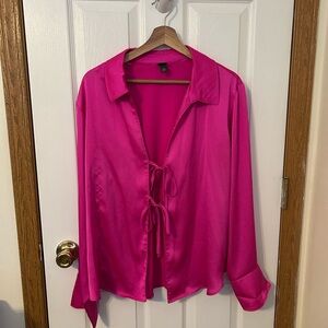 Wild fable bow tie top